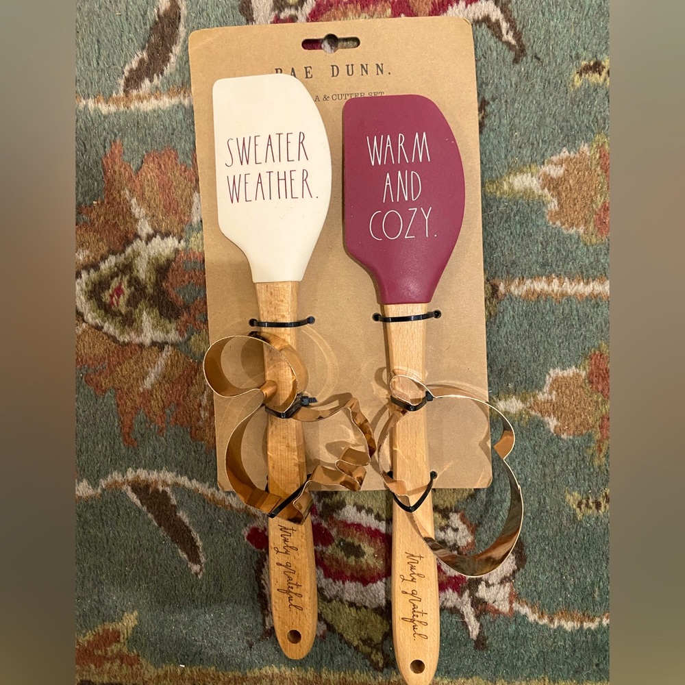 NEW Rae Dunn baking spatula cookie cutter fall set